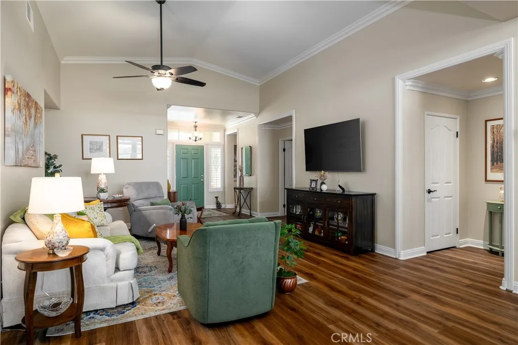 39523 Sierra Madre Drive, Murrieta, California 92563 home-pic-7